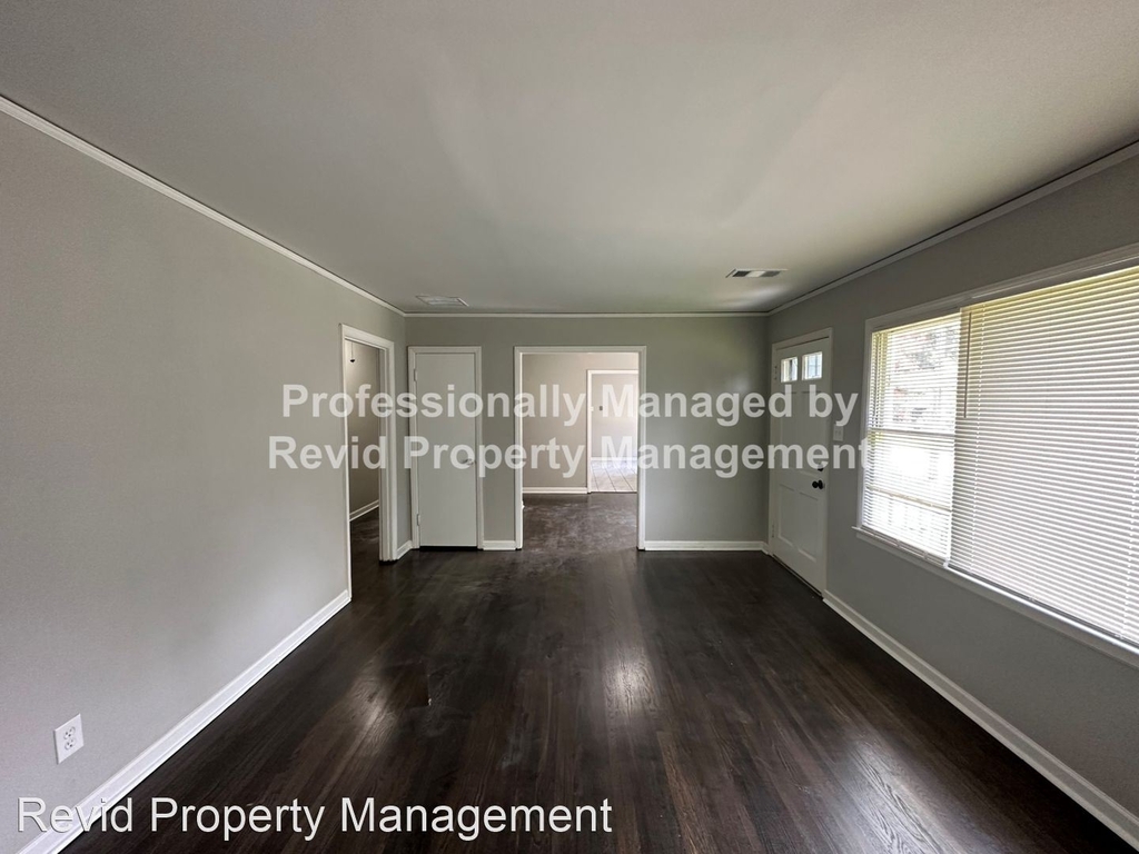 1570 Jay Cove - Photo 1