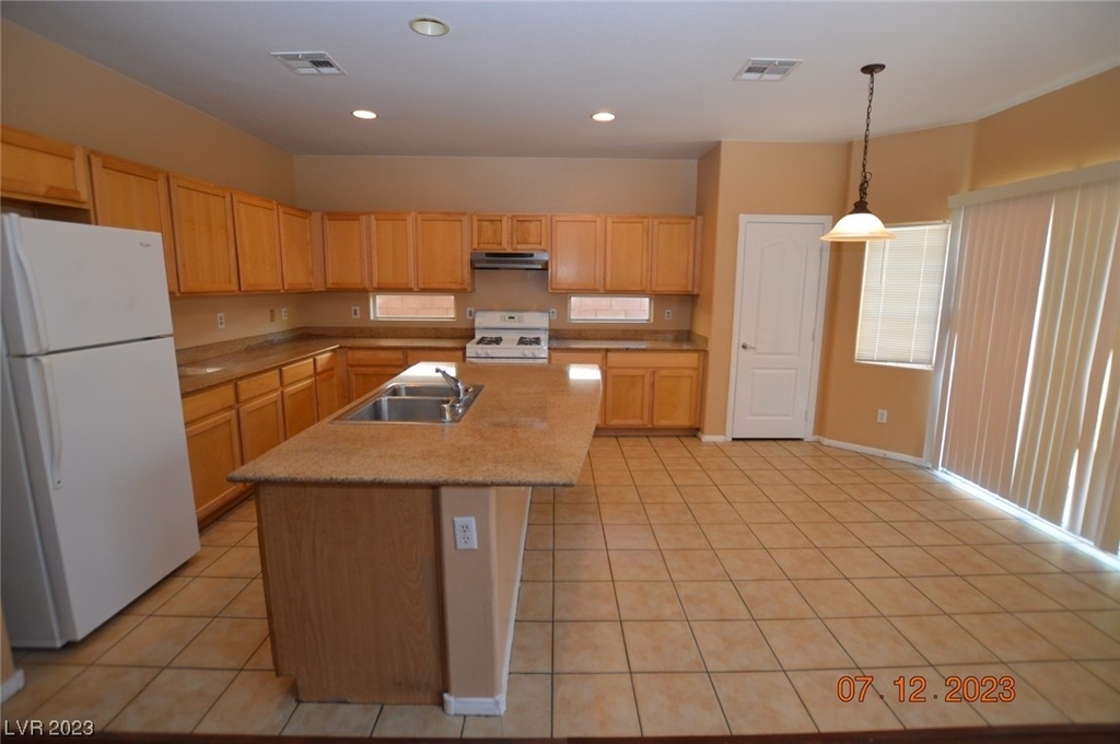 2512 W San Miguel Avenue - Photo 9