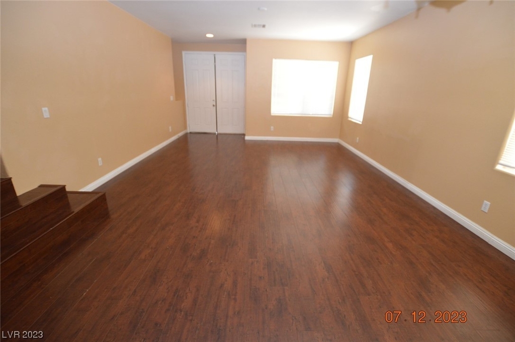 2512 W San Miguel Avenue - Photo 4