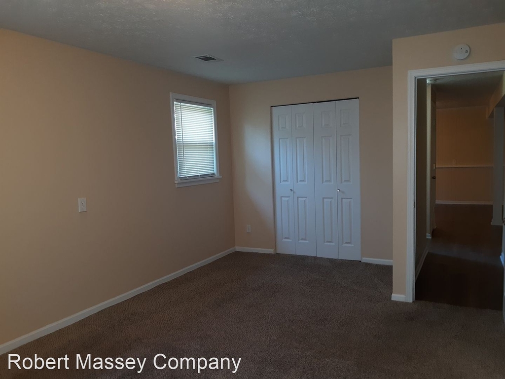 3803 Riveroaks Circle - Photo 9