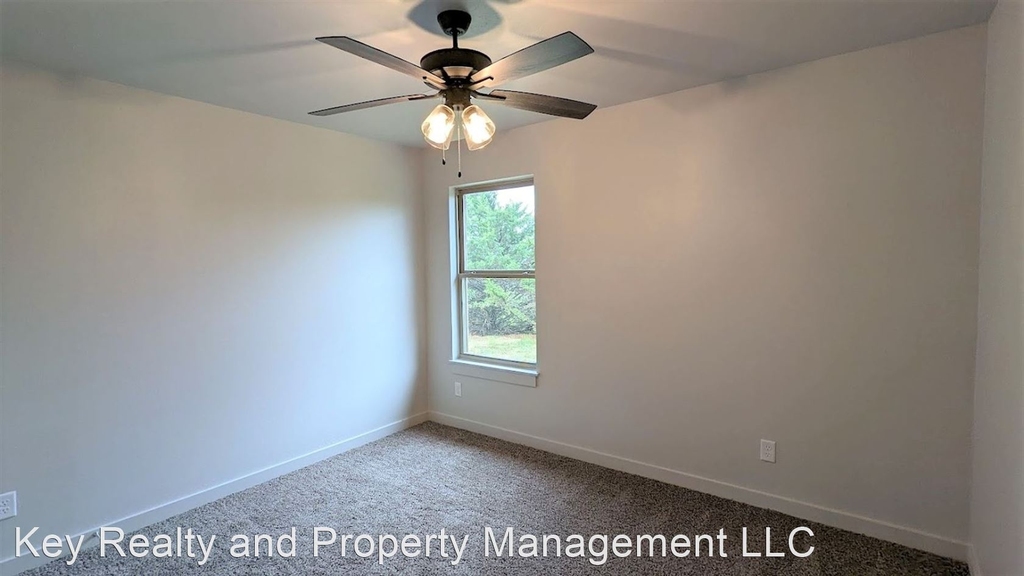 780 Ne 27th Street - Photo 20