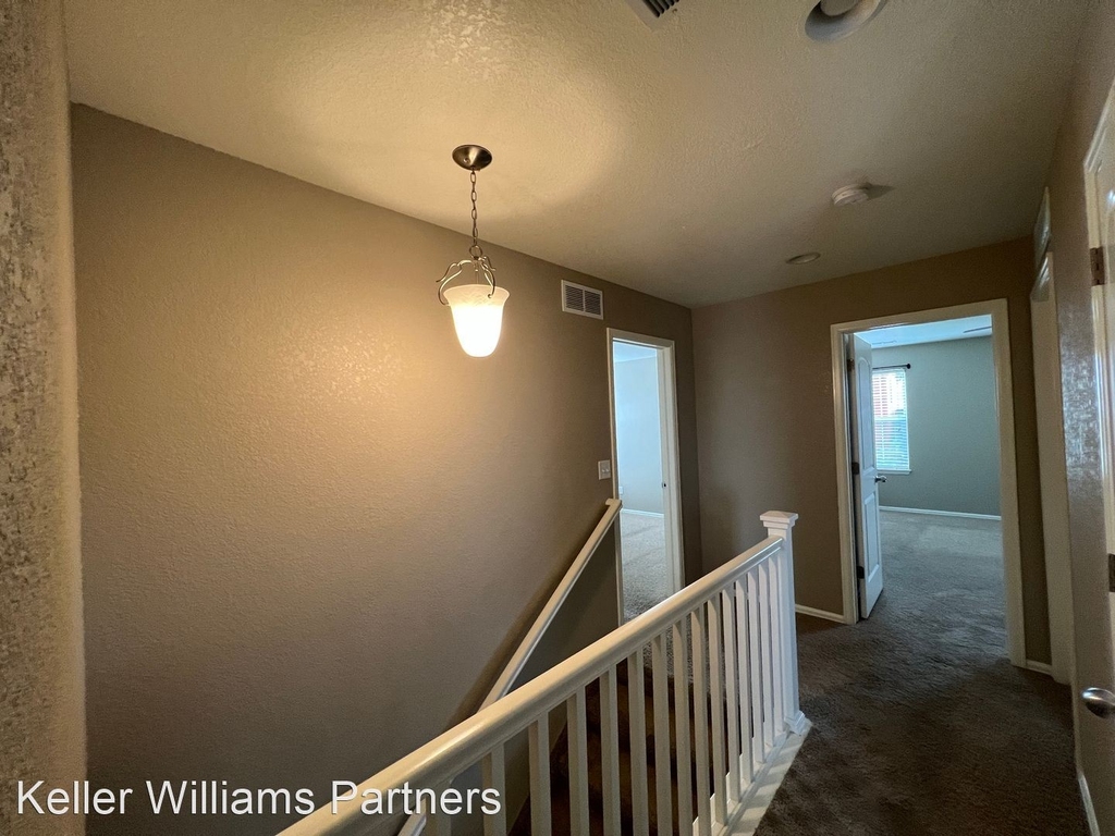 6830 Whitebark Ln - Photo 8