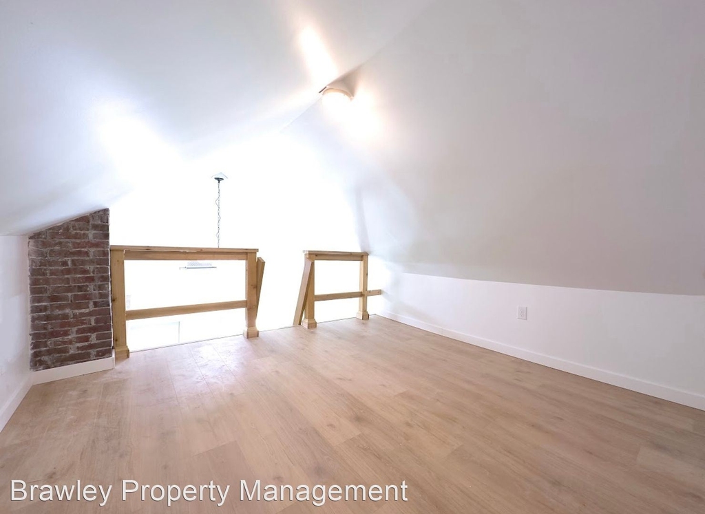1214 S Lincoln Street - Photo 5