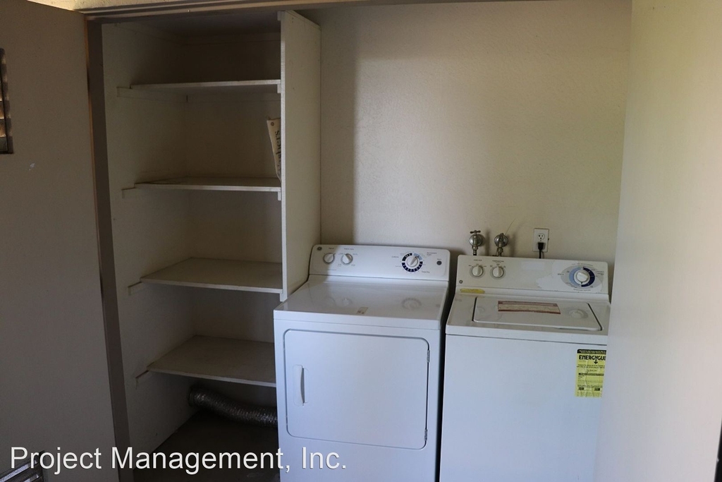 2411 Mission Ave - Photo 17