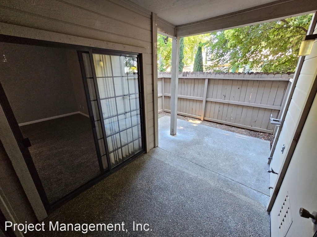 2411 Mission Ave - Photo 13