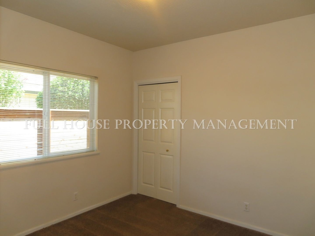 3440 Arrowhead St. - Photo 32