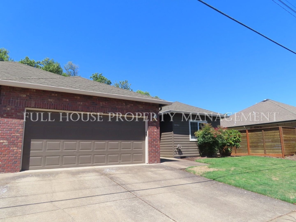 3440 Arrowhead St. - Photo 2