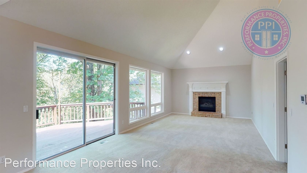 1732 Nw Mill Pond Road - Photo 15