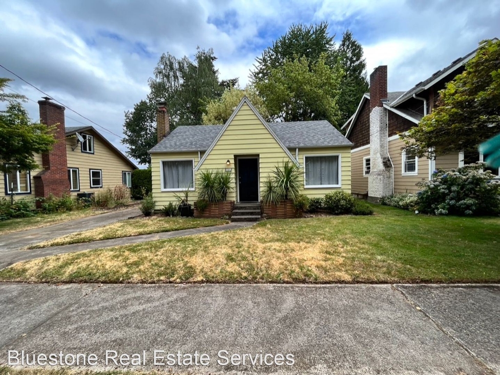 5336 Se 50th Ave. - Photo 1