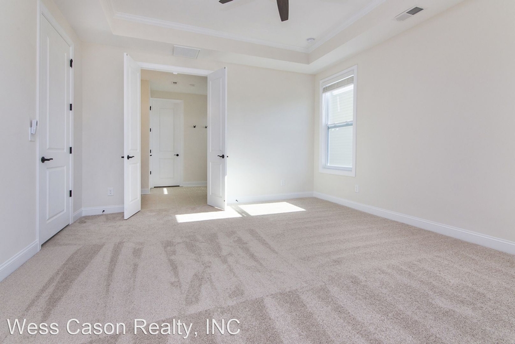 5010 Lively Court - Photo 15