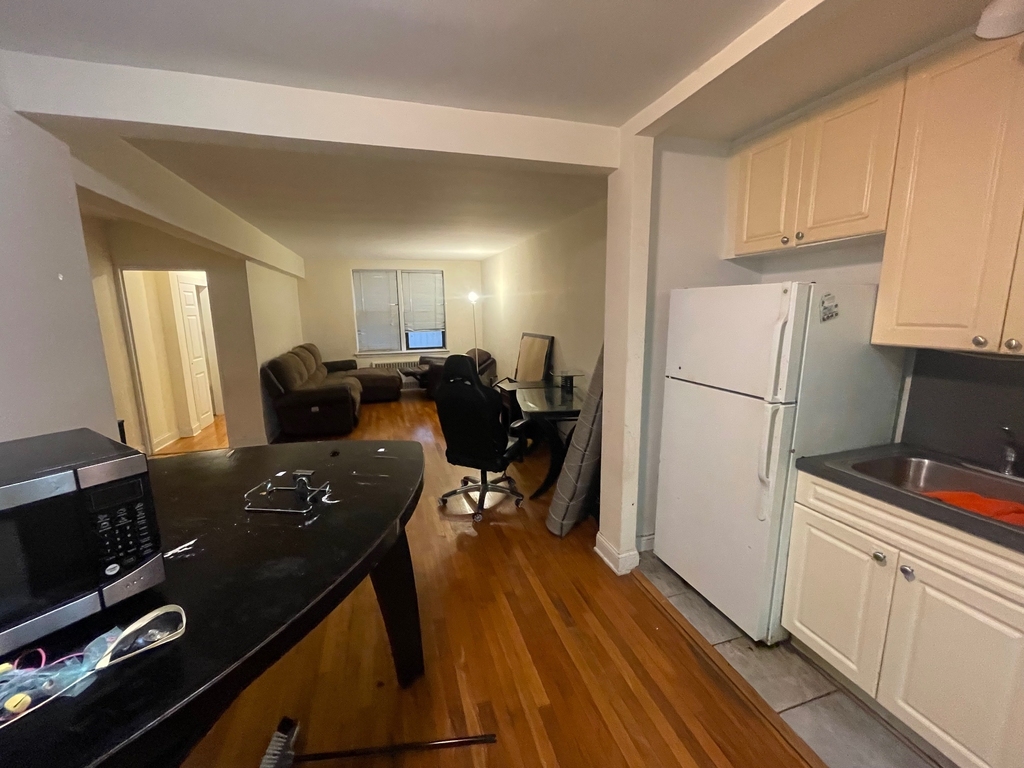 83-10 118th Street - Photo 2