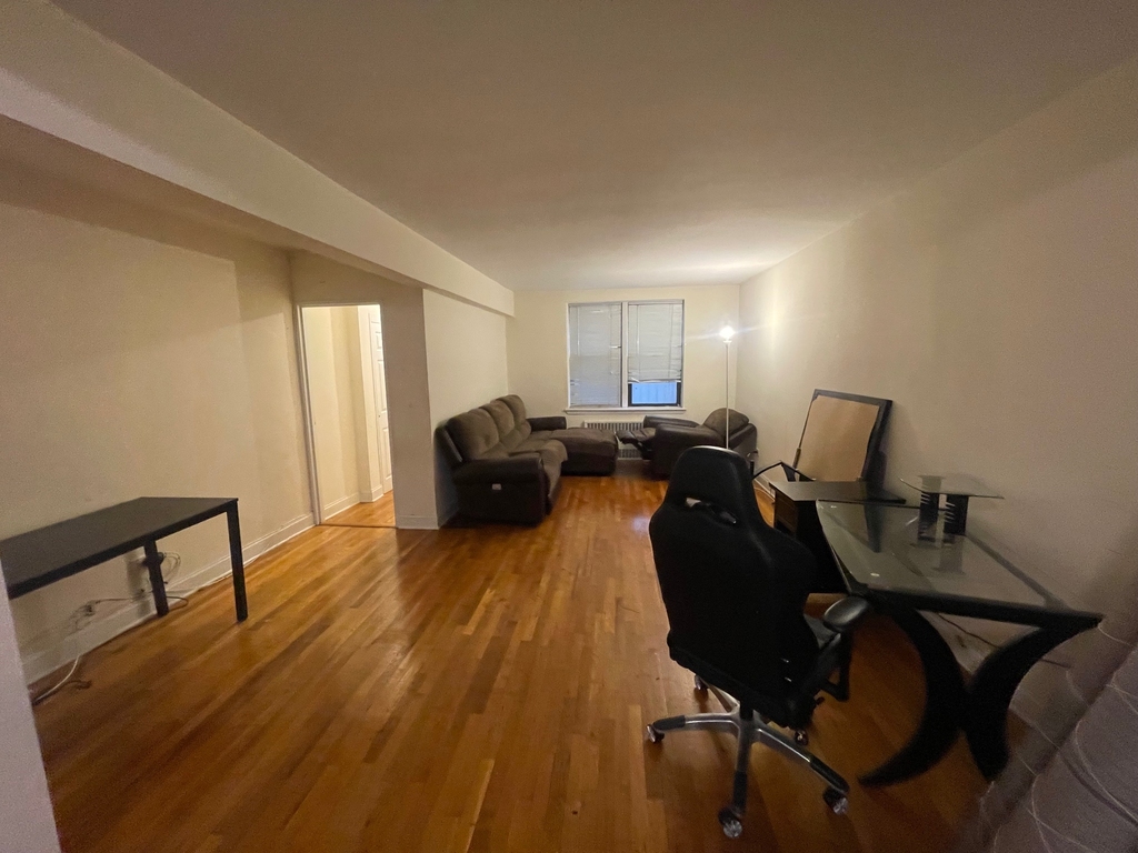 83-10 118th Street - Photo 5