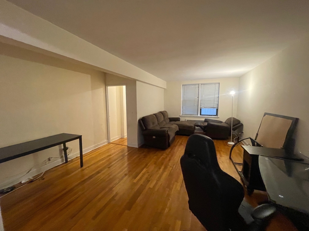 83-10 118th Street - Photo 6