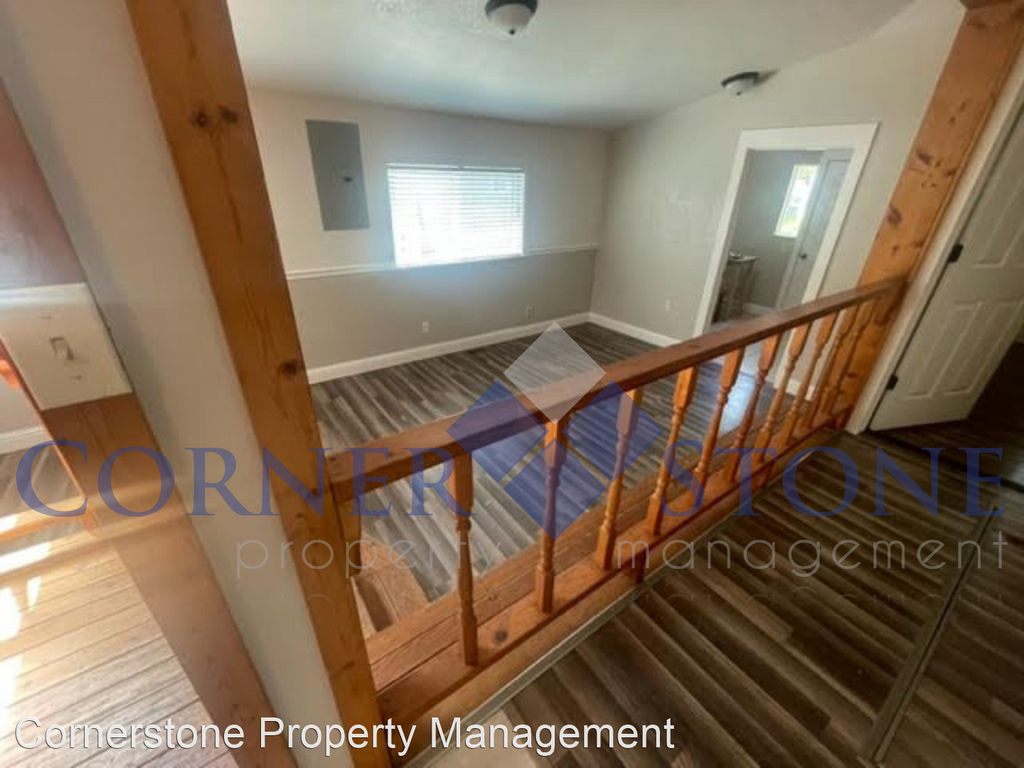 215 24th Ave South - Photo 9