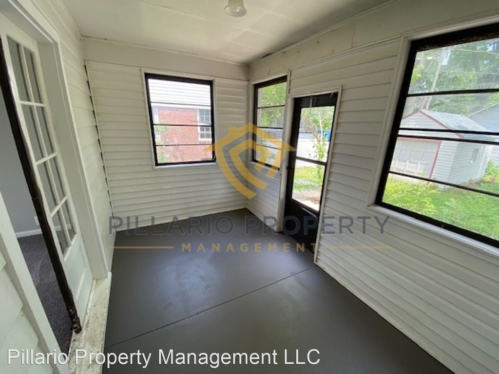 3737 N Chester Ave - Photo 3