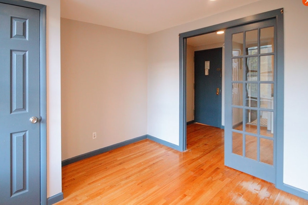 518 East 5th Street - Photo 0