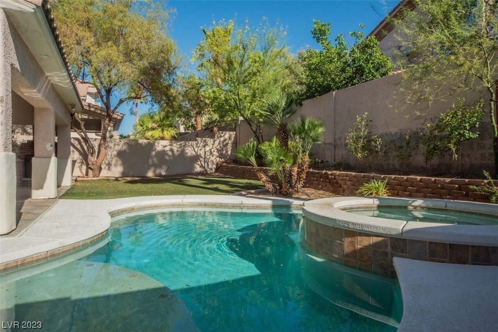 8940 Waltzing Waters Court - Photo 1