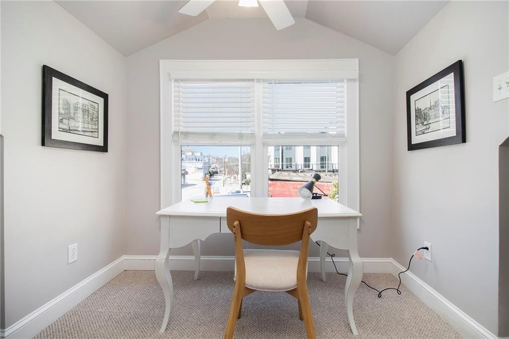 570 Flat Shoals Avenue Se - Photo 21