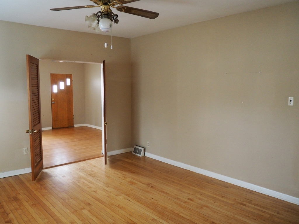 9933 W 143rd Place - Photo 2