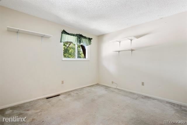 4690 I Portrait Place - Photo 14