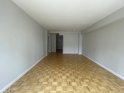 East 50th Street - Photo 1