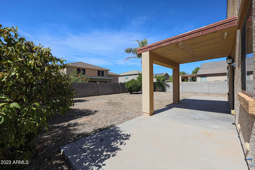 15743 W Sierra Street - Photo 46