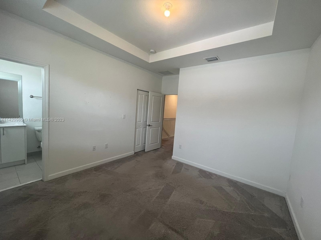 11831 Sw 246 Terr - Photo 13