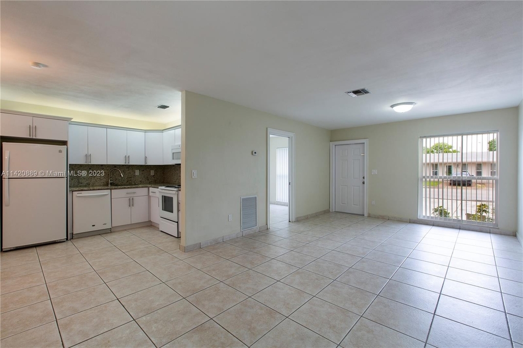 3854 Sw 118th Ct - Photo 4