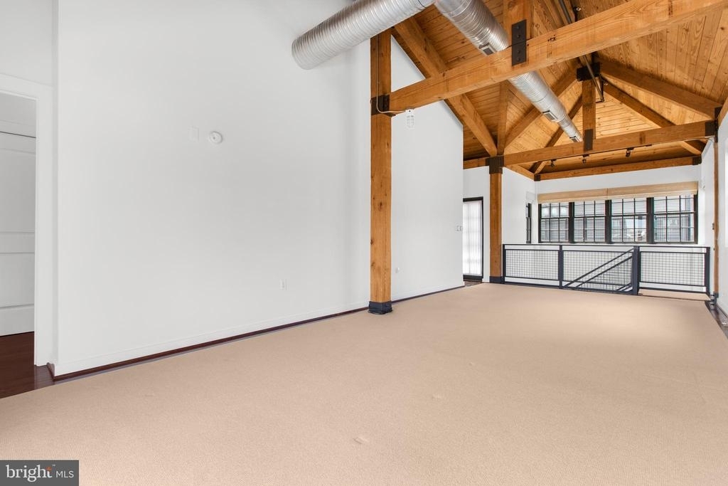 1220 Bank St - Photo 34