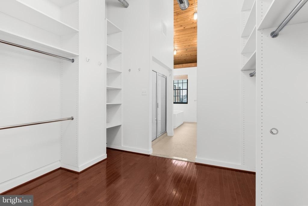 1220 Bank St - Photo 40
