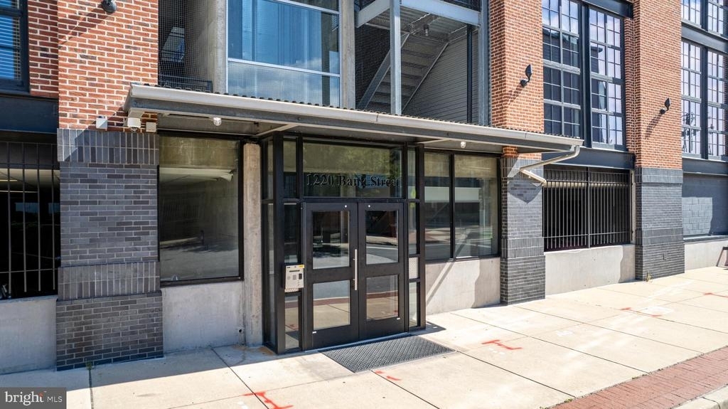 1220 Bank St - Photo 1