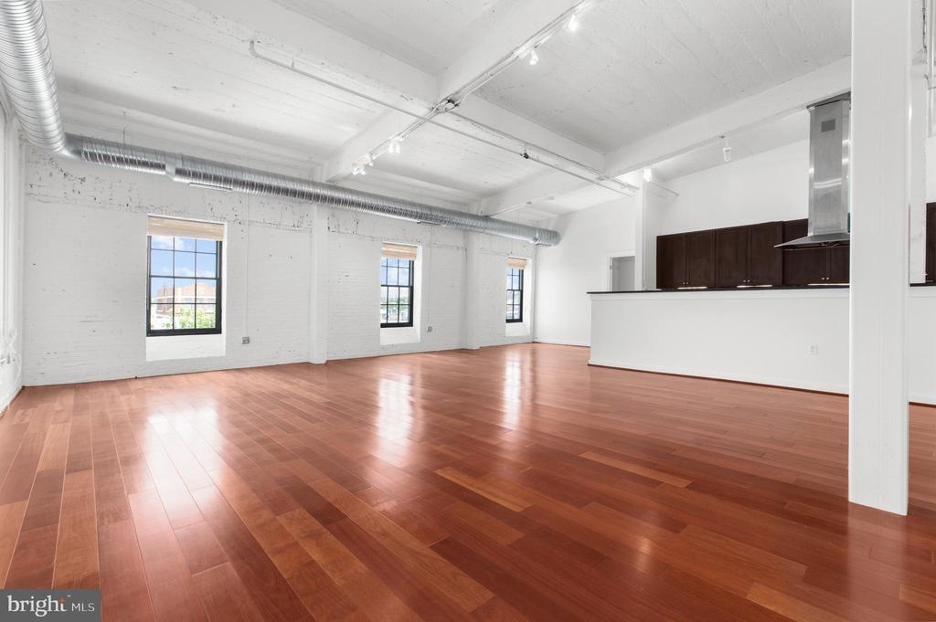 1220 Bank St - Photo 22