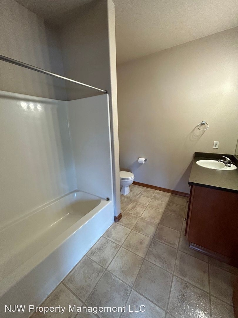15325 Nw Central Dr Unit 213 - Photo 5
