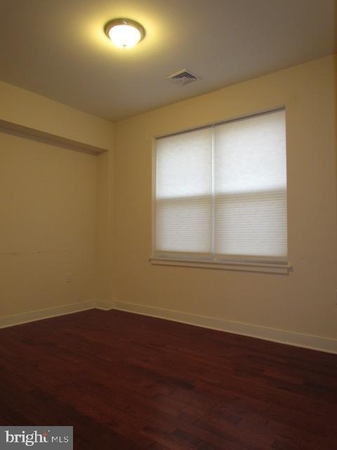 1521 Cecil B Moore Ave - Photo 5
