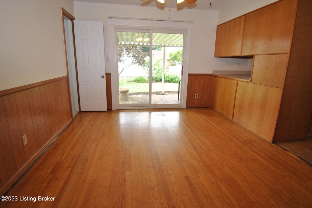 1912 Janlyn Rd - Photo 14