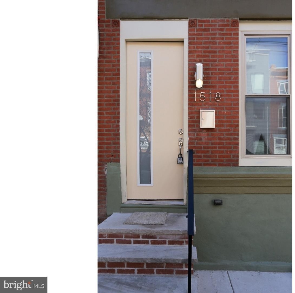 1518 Tasker Street - Photo 1