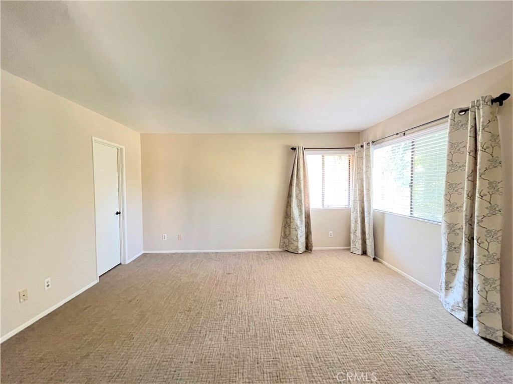 2904 Sierra Crest Way - Photo 14