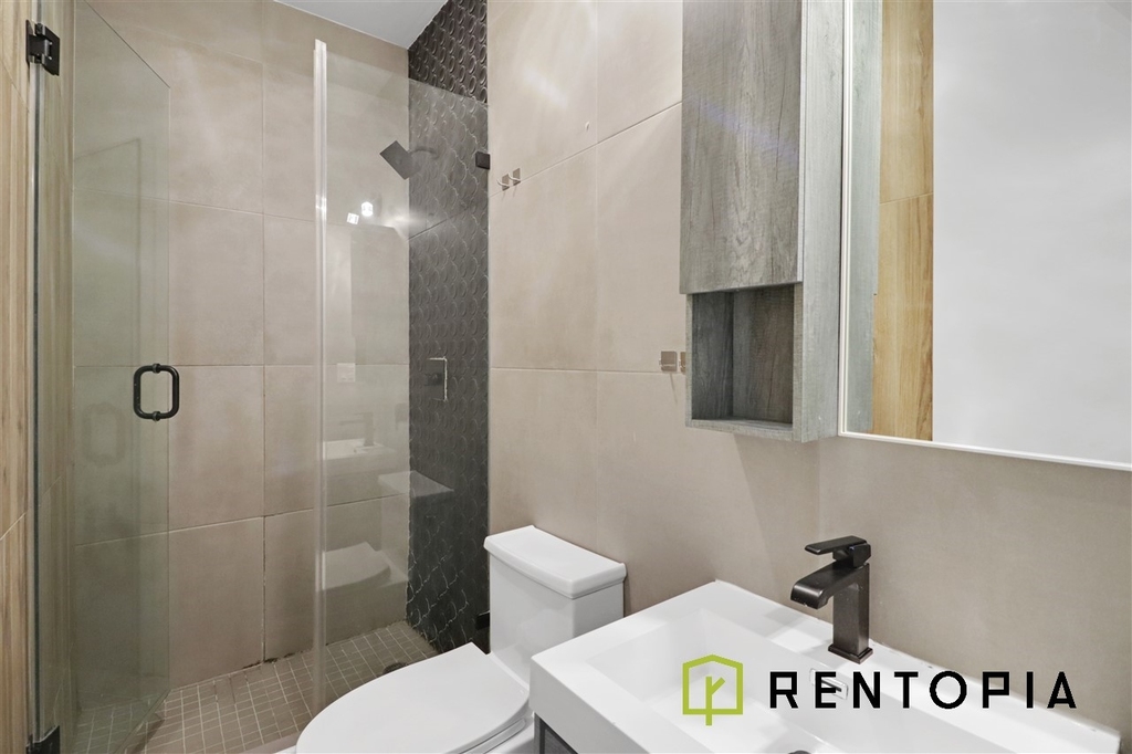 59 Graham Avenue - Photo 13