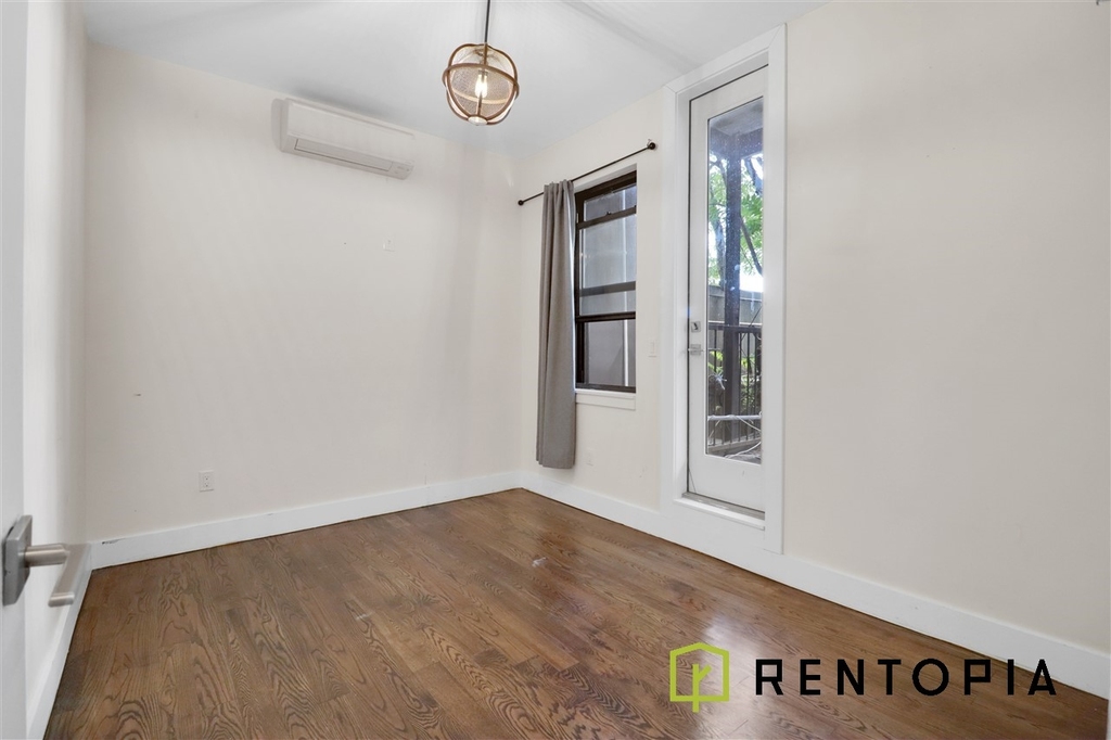 59 Graham Avenue - Photo 9