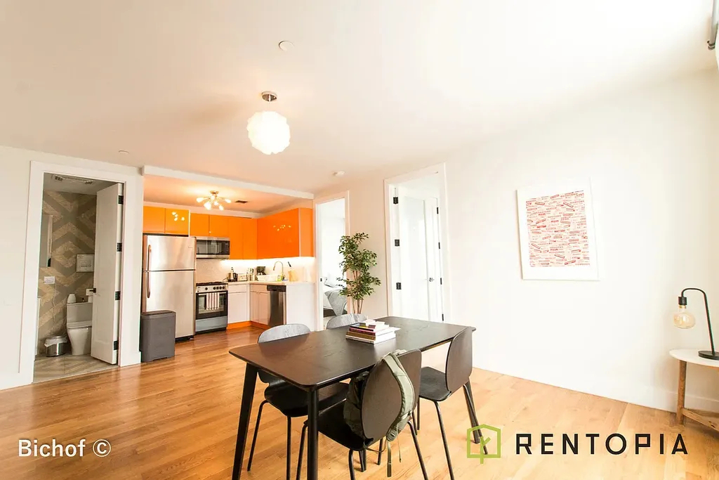 854 Metropolitan Avenue - Photo 2