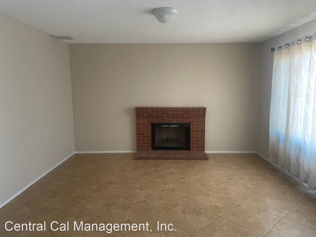 2308 Teresa Ct - Photo 2