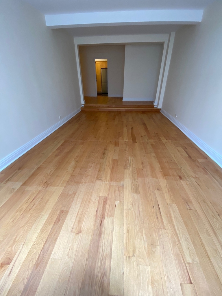 East 56th Street - Photo 2