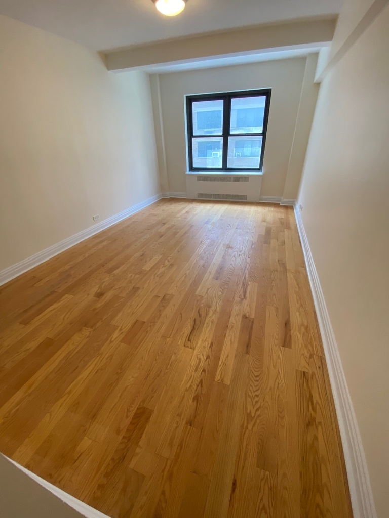  East 56th Street - Photo 6