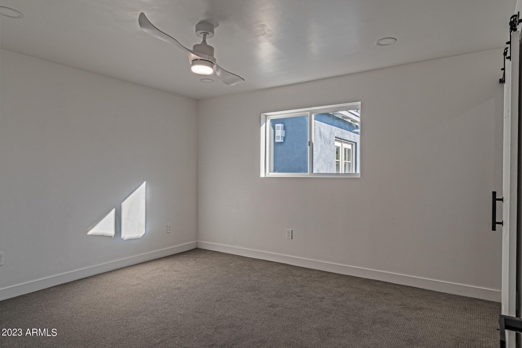 1307 E Alice Avenue - Photo 16