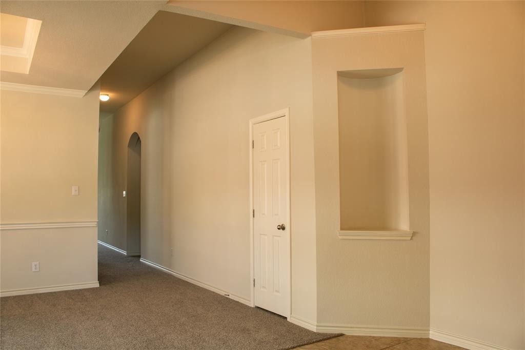 2620 Pinto Drive - Photo 2