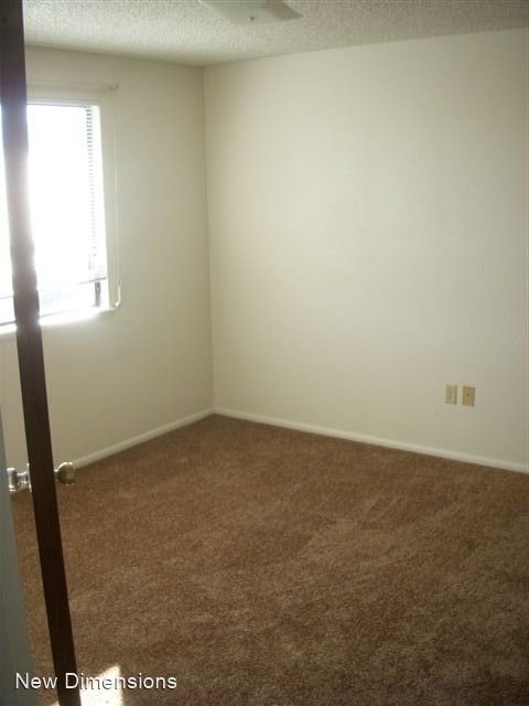 2065 Valley Road Unit 2 - Photo 5