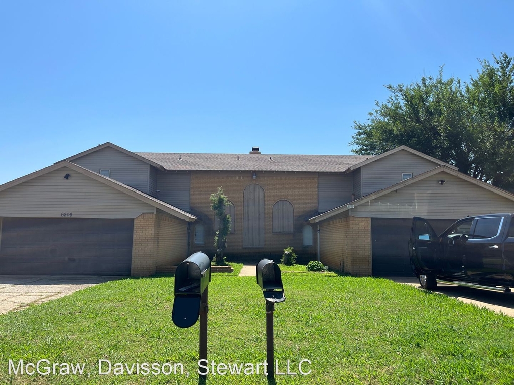 6808 Lancer Ln. - Photo 0