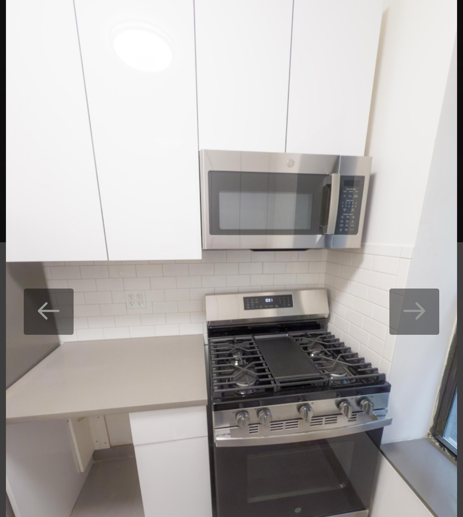 w84th and Amsterdam - Photo 2