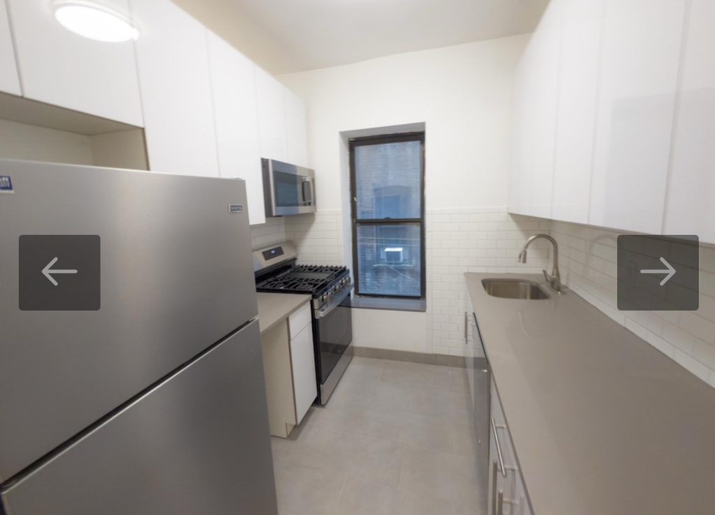 w84th and Amsterdam - Photo 1