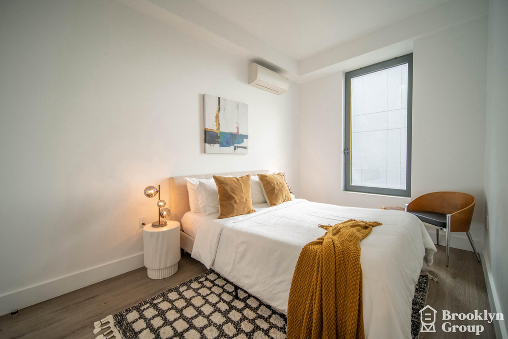 322 Grand Concourse - Photo 4
